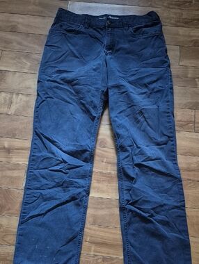 Carhartt Men's Straight-Leg Pants in Navy Blue